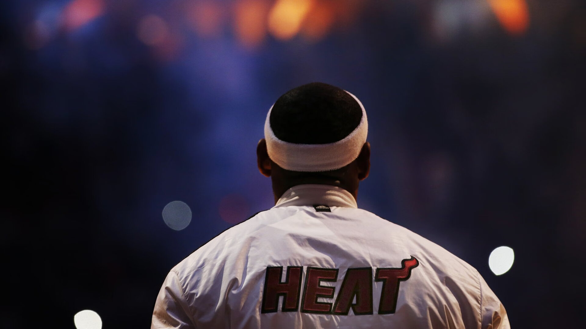 随机掘金逆转尼克斯，西部决赛中约基奇三分雨不断，nba_约基奇27分掘金力克太阳